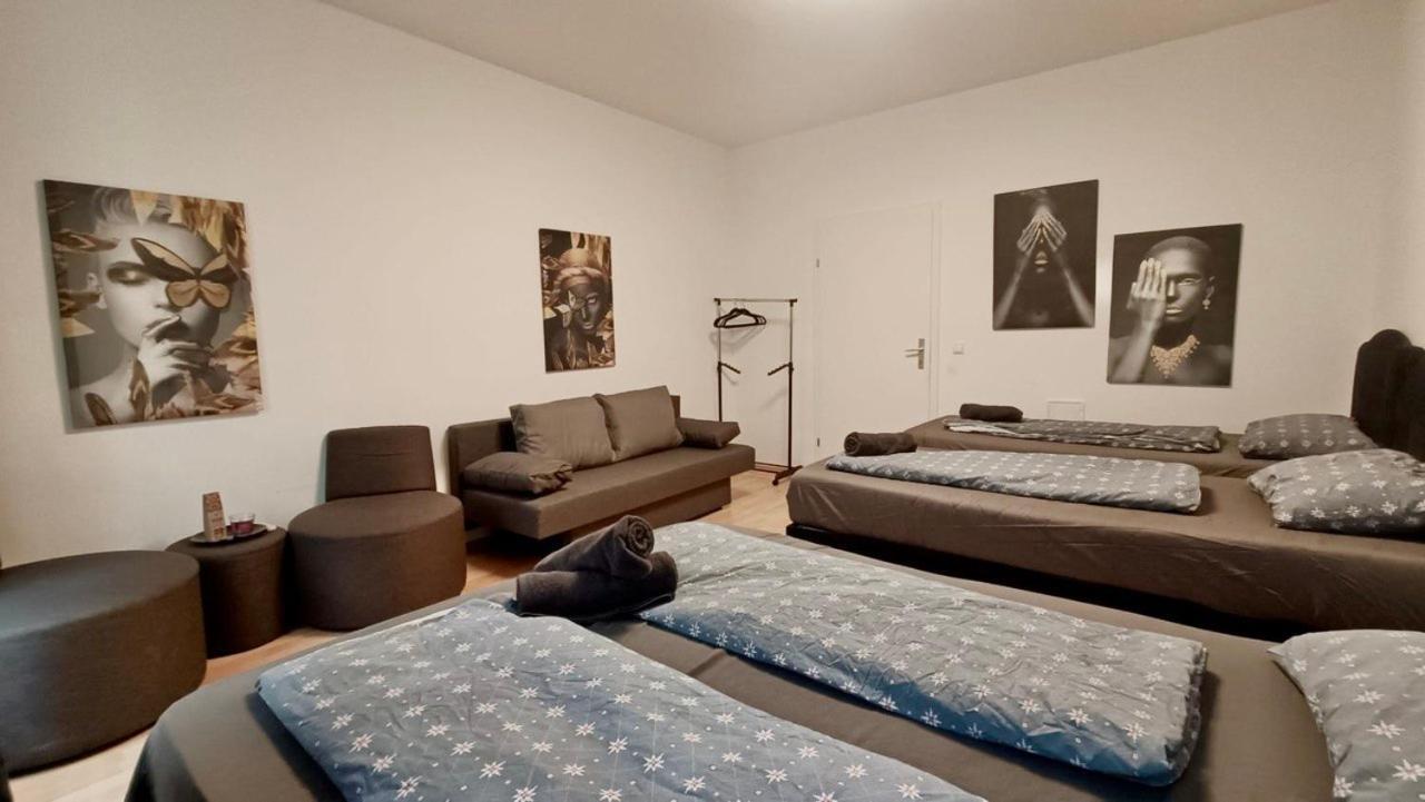 Gazde/Camere de închiriat Family Viena